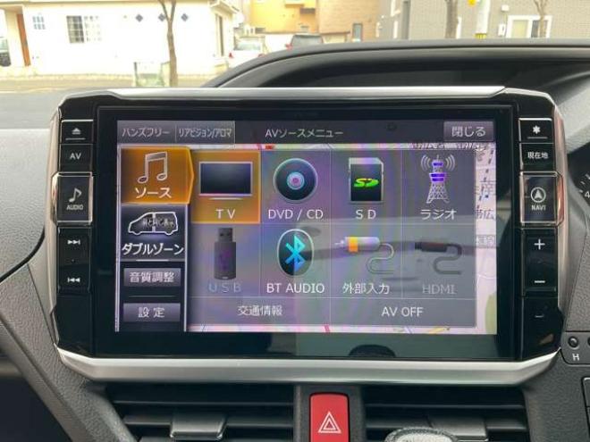 ヴォクシー2.0 ZS 煌 4WD　後期型　社外11インチナビTV　バックカメラ 2000