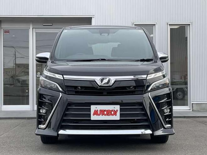 ヴォクシー2.0 ZS 煌 4WD　後期型　社外11インチナビTV　バックカメラ 2000