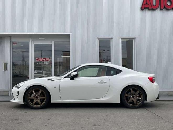 862.0 GT　6MT レカロシート RAYS製TE37 純正ナビTV 2WD 2000