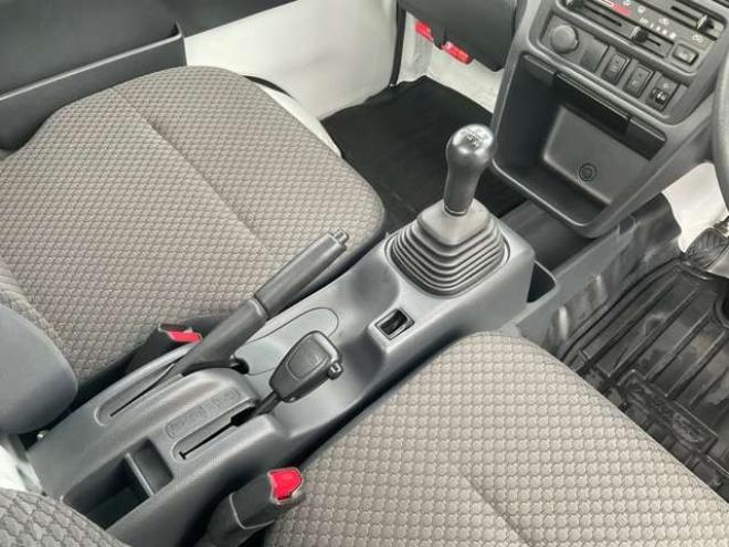 ミニキャブトラック G 4WD　キーレス パワーウィンドウ 荷台マット 660