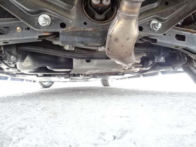 プリウス1.8 A E-Four 4WD　保証1年　サンルーフ　モデリスタエアロ 1800