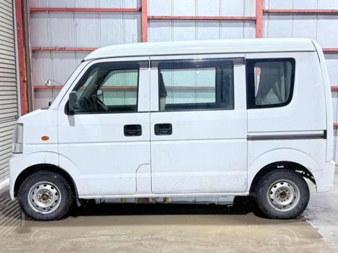 NV100クリッパーDX　下廻防錆CD 2WD 660