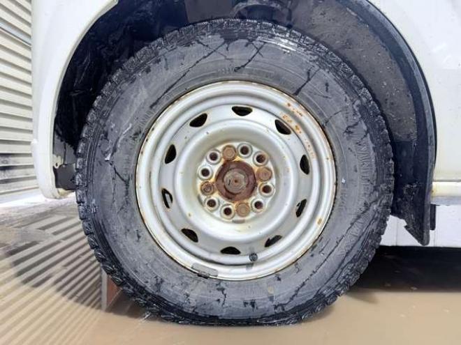 NV100クリッパーDX　下廻防錆CD 2WD 660