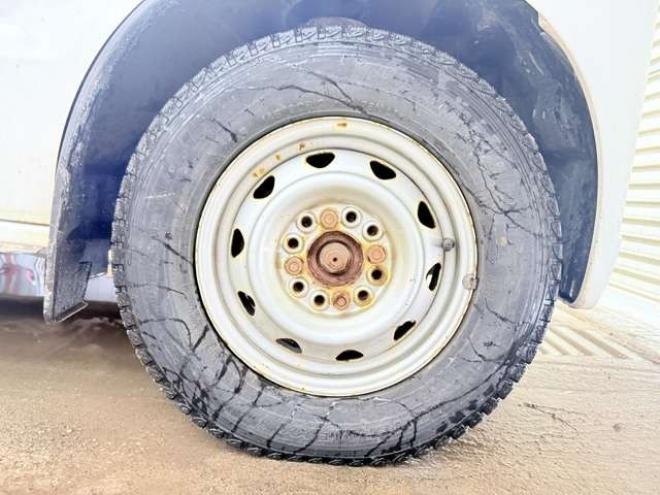 NV100クリッパーDX　下廻防錆CD 2WD 660