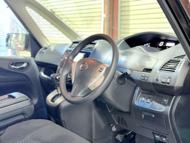 セレナ2.0 20X アドバンスドセーフティ パッケージ 4WD　下廻防錆TVナビBカメエンスタ 2000