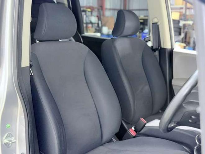 フリード1.5 G 4WD　下廻防錆TVナビBカメETC 1500
