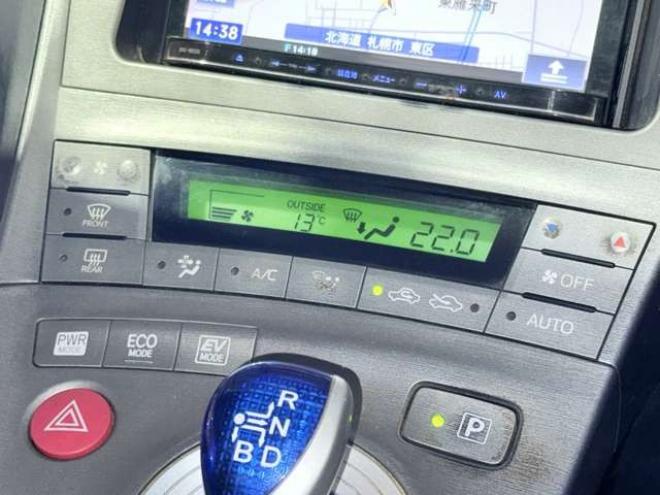 プリウス1.8 S　下廻防錆TVナビBカメ 2WD 1800