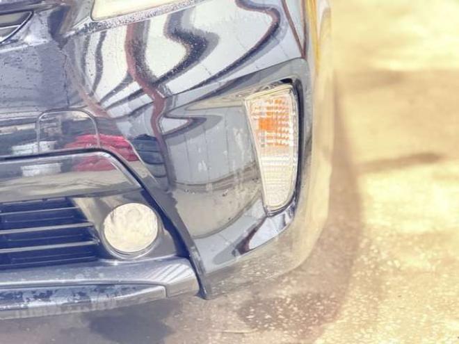 プリウス1.8 S　下廻防錆TVナビBカメ 2WD 1800
