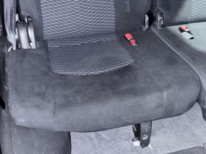 セレナ2.0 20X 4WD　下廻防錆ラジオCD 2000