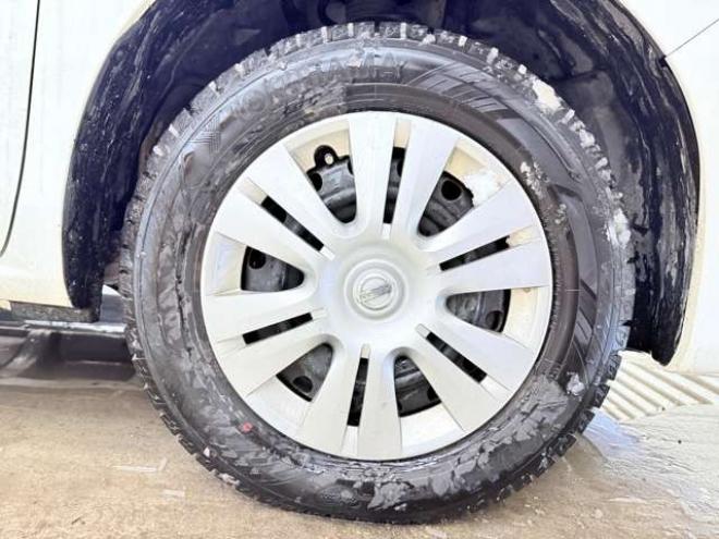 セレナ2.0 20X 4WD　下廻防錆TVナビBカメETCエンスタ 2000