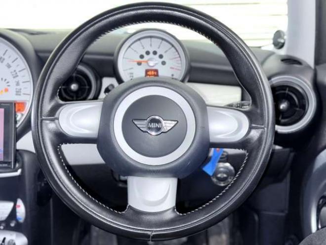 ミニ50 カムデン クーパー　下廻防錆TVナビ 正規輸入車 2WD 1600