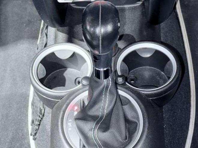 ミニ50 カムデン クーパー　下廻防錆TVナビ 正規輸入車 2WD 1600