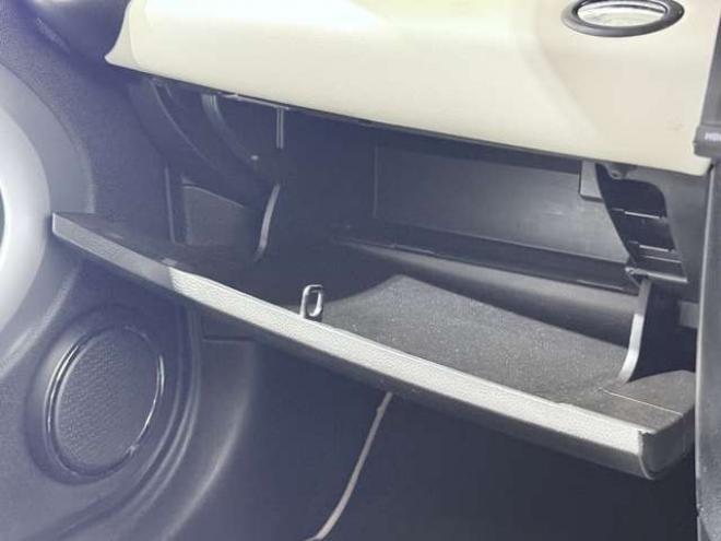 ミニ50 カムデン クーパー　下廻防錆TVナビ 正規輸入車 2WD 1600