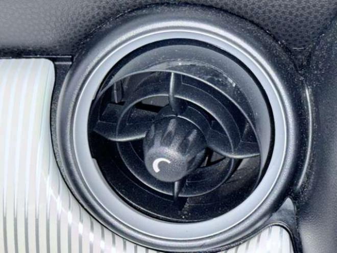 ミニ50 カムデン クーパー　下廻防錆TVナビ 正規輸入車 2WD 1600