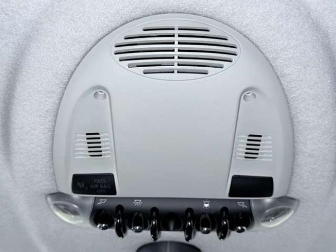ミニ50 カムデン クーパー　下廻防錆TVナビ 正規輸入車 2WD 1600