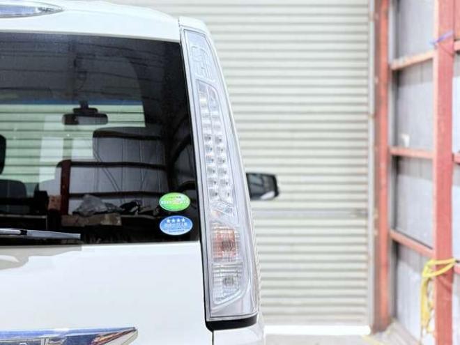 セレナ2.0 20X 4WD　下廻防錆TVナビBカメETCエンスタ 2000