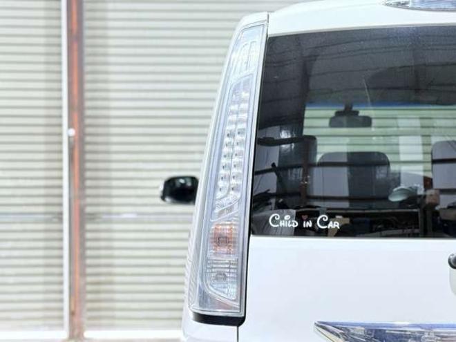 セレナ2.0 20X 4WD　下廻防錆TVナビBカメETCエンスタ 2000