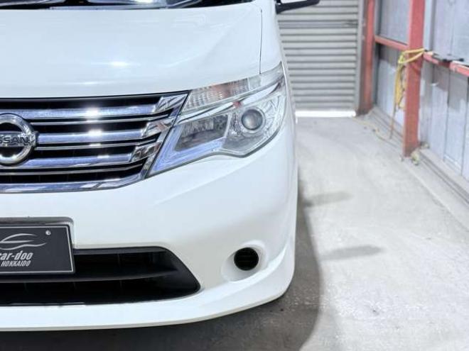 セレナ2.0 20X 4WD　下廻防錆TVナビBカメETCエンスタ 2000