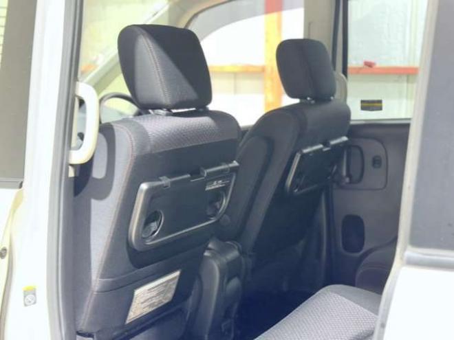 セレナ2.0 ハイウェイスター 4WD　下廻防錆TVナビETC 2000