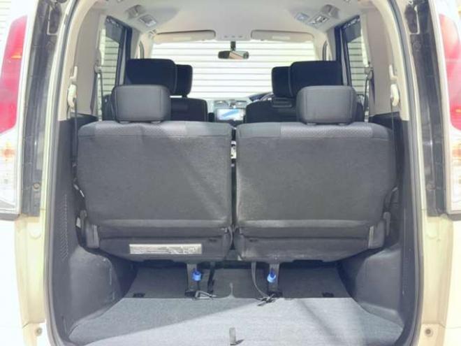 セレナ2.0 ハイウェイスター 4WD　下廻防錆TVナビETC 2000