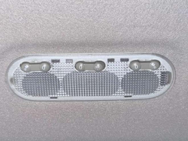 セレナ2.0 ハイウェイスター 4WD　下廻防錆TVナビETC 2000