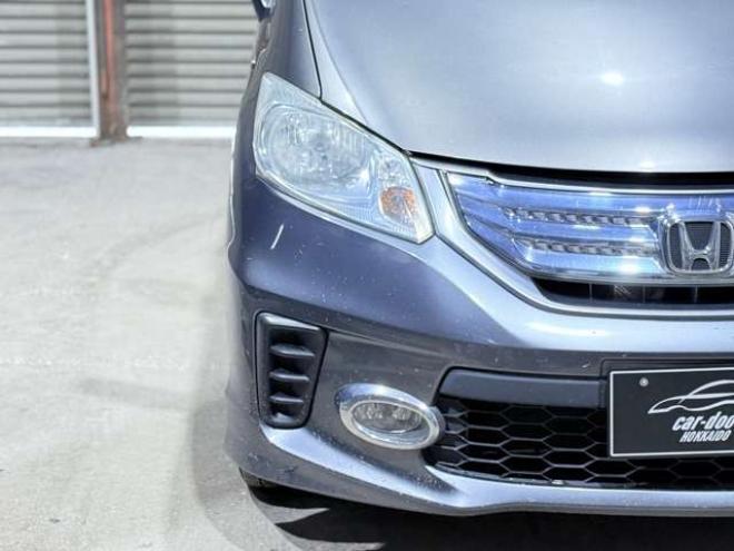 フリードハイブリッド1.5　下廻防錆TVナビBカメETC 2WD 1500