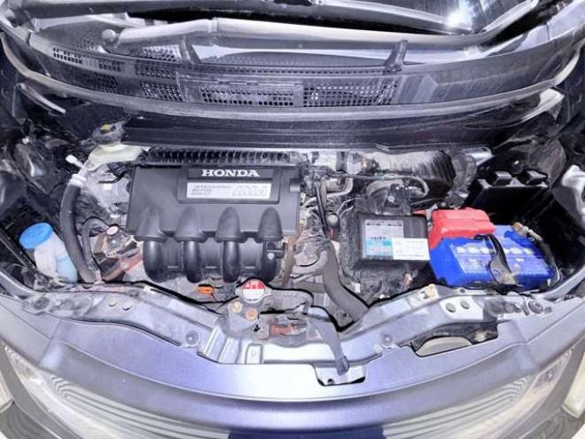 フリードハイブリッド1.5　下廻防錆TVナビBカメETC 2WD 1500