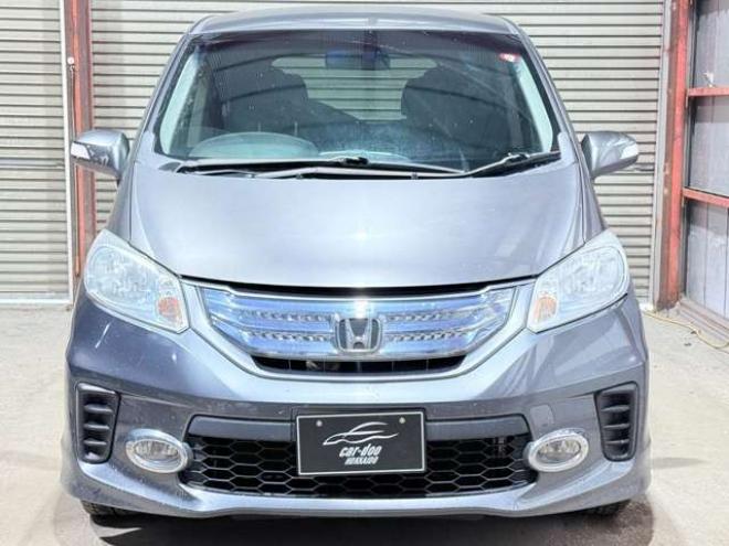 フリードハイブリッド1.5　下廻防錆TVナビBカメETC 2WD 1500