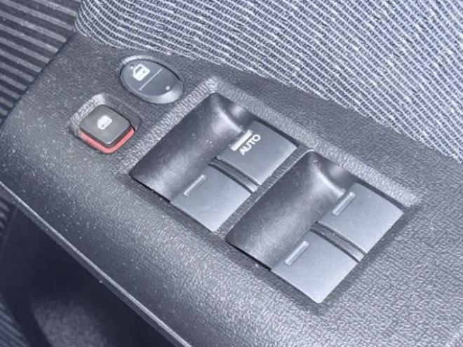 フリードハイブリッド1.5　下廻防錆TVナビBカメETC 2WD 1500
