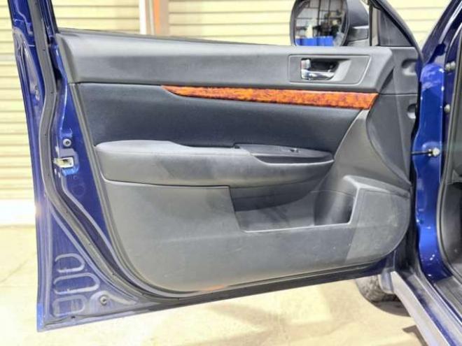 レガシィワゴン2.5 i Lパッケージ 4WD　下廻防錆ナビBカメETC 2500