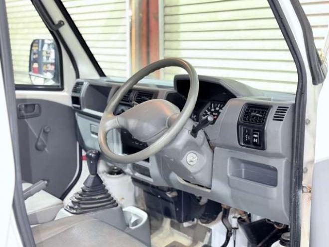ミニキャブトラック Vタイプ 4WD　下廻防錆夏冬タイヤ 660