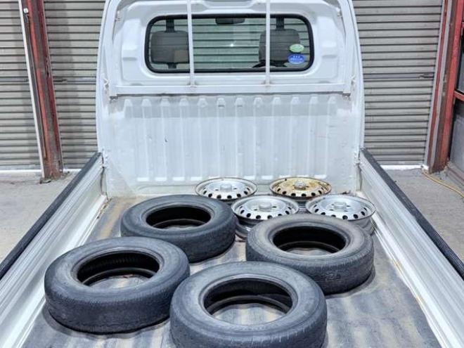 ミニキャブトラック Vタイプ 4WD　下廻防錆夏冬タイヤ 660