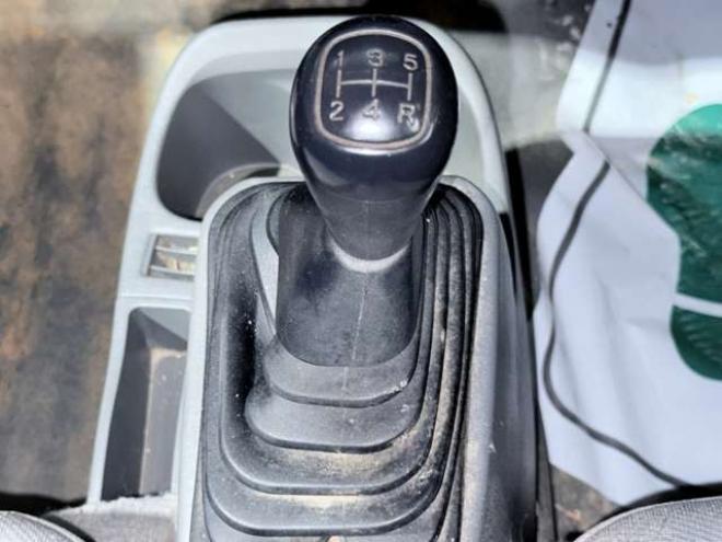 ミニキャブトラック Vタイプ 4WD　下廻防錆夏冬タイヤ 660