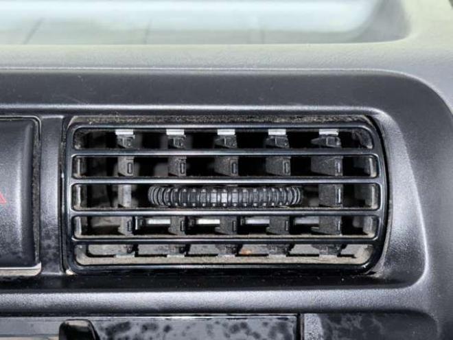 ミニキャブトラック Vタイプ 4WD　下廻防錆夏冬タイヤ 660