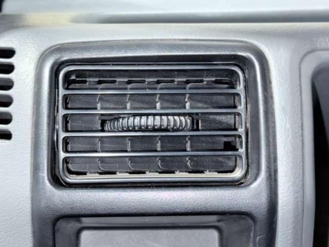 ミニキャブトラック Vタイプ 4WD　下廻防錆夏冬タイヤ 660