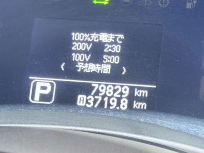 リーフG　下廻防錆ナビETC夏冬タイヤ 2WD 不明