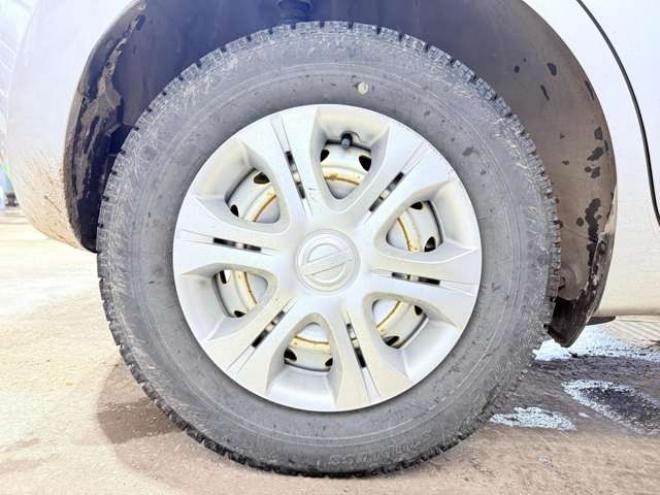 ノート1.2 X FOUR 4WD　下廻防錆TVナビETC 1200