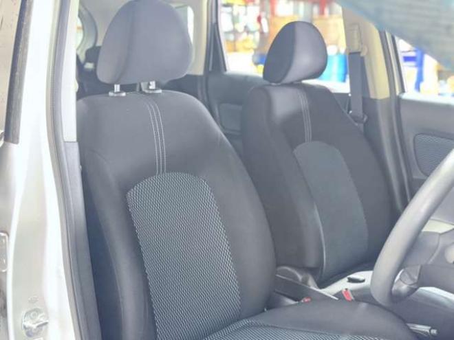 ノート1.2 X FOUR 4WD　下廻防錆TVナビETC 1200