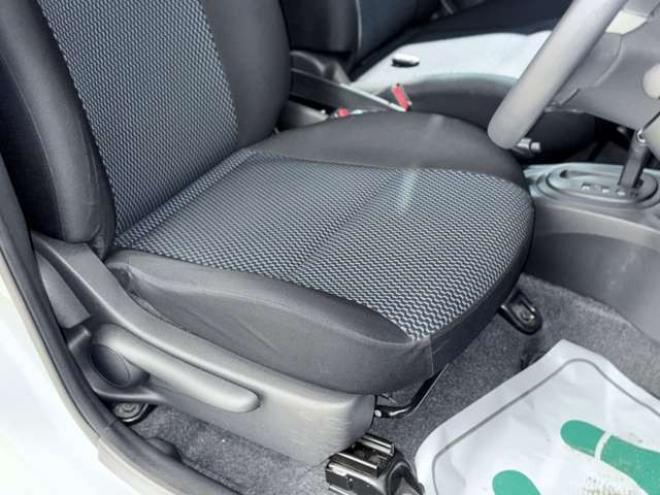 ノート1.2 X FOUR 4WD　下廻防錆TVナビETC 1200