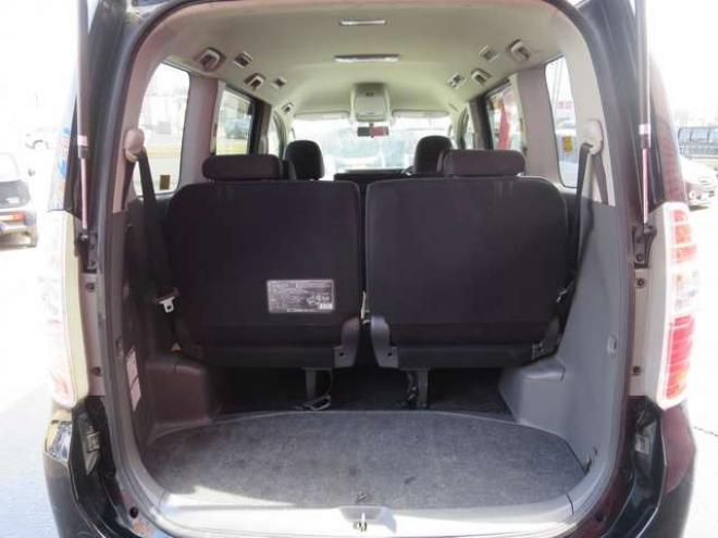 ノア2.0 Si 4WD　両側パワースライドドア 2000