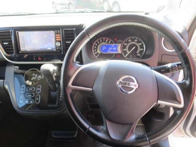 デイズルークスハイウェイスターX　両側パワースライド 2WD 660