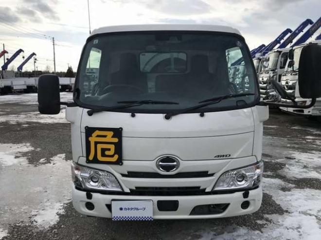 デュトロタンクローリー　2DG-XZU685M 新明和工業　 4WD 4000