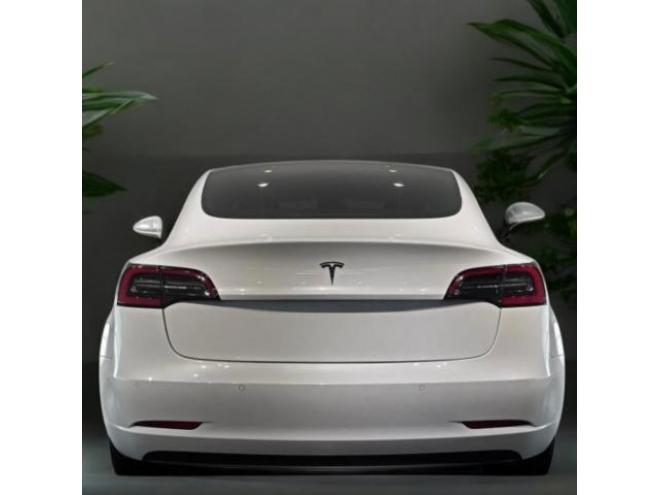 テスラモデル3スタンダードレンジプラス ナビ バックモニター シートヒーター オートパイロット 車検新規 24ヶ月点検整備済  4WD 5Dr
