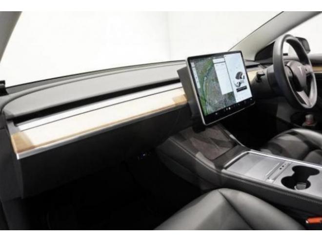 テスラモデル3スタンダードレンジプラス ナビ バックモニター シートヒーター オートパイロット 車検新規 24ヶ月点検整備済  4WD 5Dr