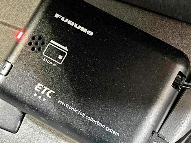 プリウス1.8L 5年保証 スマキー ナビTV 夏冬タイヤ ETC 寒冷地仕様 禁煙 車検整備2年付 修復歴無
