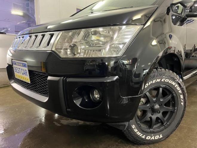 デリカＤ：５　Ｇパワーパッケージ　本州仕入　禁煙車　寒冷地仕様　ＭＫＷ１６インチＡＷ＋ＴＯＹＯオープンカントリーホワイトレター　純正１８ＡＷ＋スタッドレスタイヤ付　新品ＪＡＯＳブラックマッドガード　両側パワースライドドア　純正ナビ（地デジ　ＤＶＤ再生　Ｂｌｕｅｔｏｏｔｈ）＋バックカメラ　前後ドライブレコーダー　クルーズコントロール　両席シートヒーター　パワーシート　スマートキー　パドルシフト　横滑り防止装置　盗難防止装置　リアヒーター　ＨＩＤ　ＥＴＣ 4WD 2400 5Dr