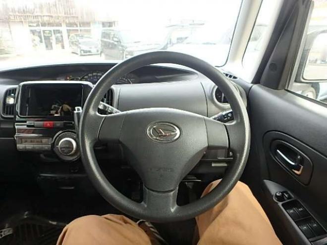 タントG　CVT アイドリングストップ夏冬タイヤアルミ 2WD 660