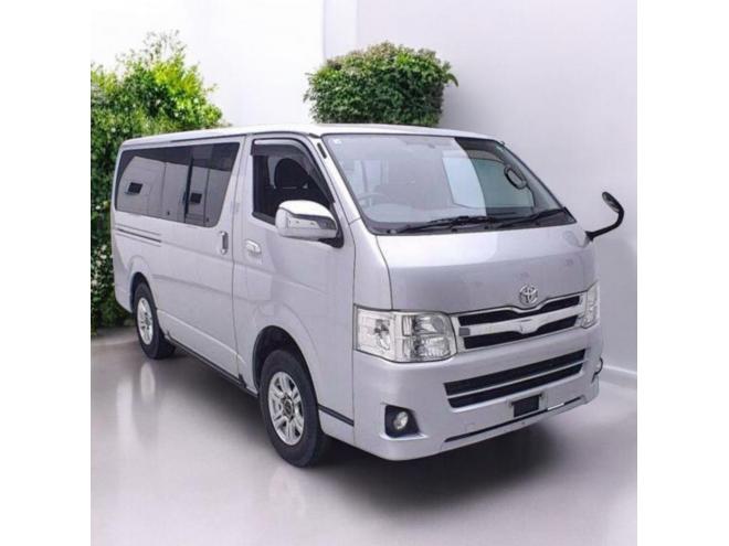ハイエースバン3型スーパーGLディーゼルターボ 本州車 寒冷地仕様 ナビTV ドラレコ リアヒータークーラー 両側スライドドア 車検新規 12ヶ月点検整備済 保証付！ 4WD 3000 5Dr
