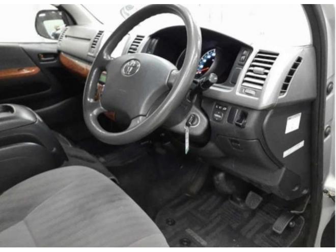 ハイエースバン3型スーパーGLディーゼルターボ 本州車 寒冷地仕様 ナビTVバックモニター リアヒータークーラー 両側スライドドア 車検新規 12ヶ月点検整備済 保証付！ 4WD 3000 5Dr