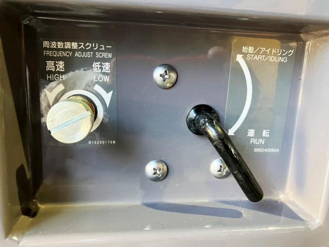 発電機デンヨー　中古　TLG-13LSY　三相200V　発電機